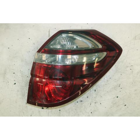Lanterna traseira direita 84201AG222 SUBARU
