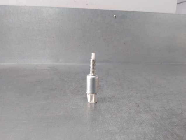Sensor de ativação de embraiagem 8452042010 TOYOTA
