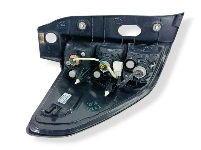 Lanterna traseira direita 84912SC100 SUBARU