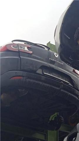 Pára-choque traseiro 850222308R RENAULT