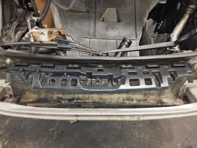850420001R Renault (RVI)