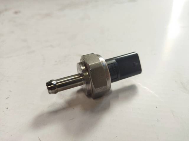 Sensor de pressão dos gases de escape 8507634 BMW