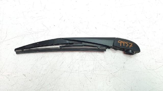 Braço de limpa-pára-brisas de vidro traseiro 8524142090 TOYOTA