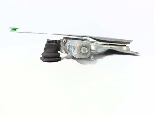 857100D100 Toyota