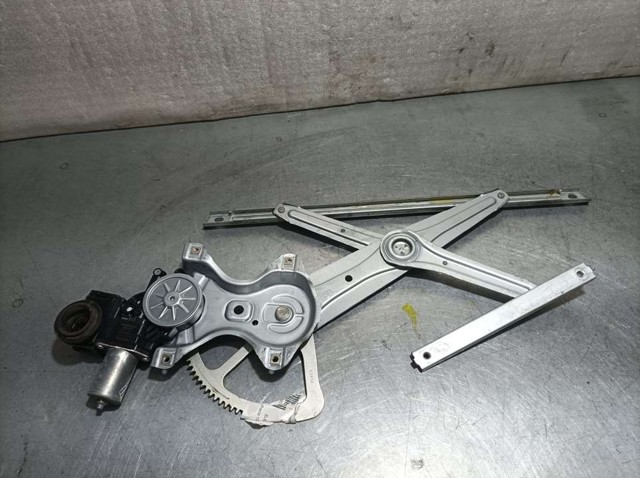 Mecanismo de acionamento de vidro da porta dianteira esquerda 85720F4010 TOYOTA