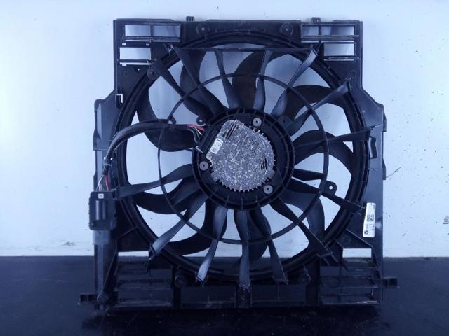 Difusor do radiador de esfriamento, montado com motor e roda de aletas 8589042 BMW