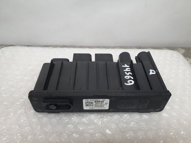 858990702 BMW
