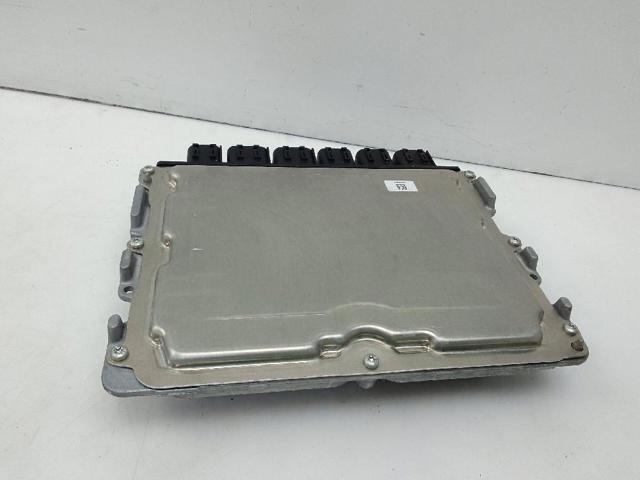 858990702 BMW