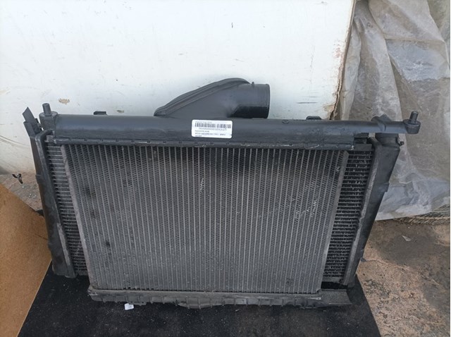 Radiador de esfriamento de motor 8601969 VOLVO