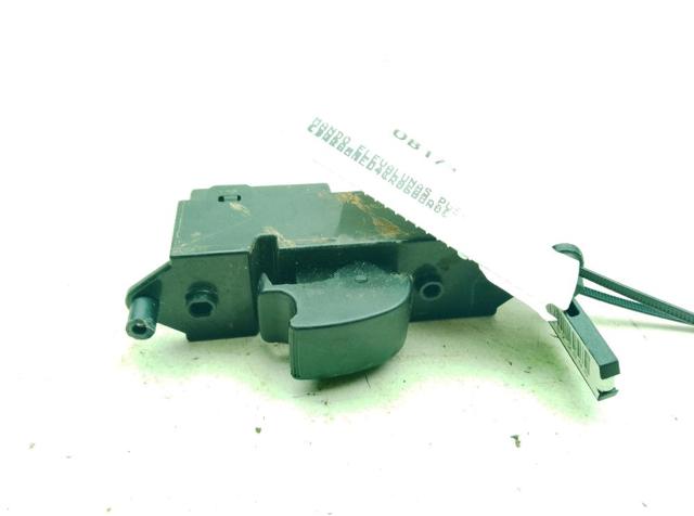 Unidade de botões dianteira esquerda de controlo de elevador de vidro 8608A061 PEUGEOT