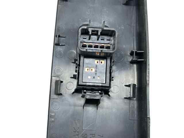 8608A320 Mitsubishi