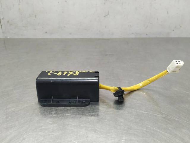 8610A054 Mitsubishi