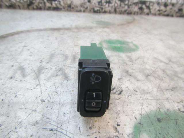 8614A038 Mitsubishi