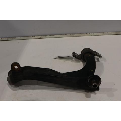 Braço oscilante superior direito de suspensão traseira 8624919 VOLVO