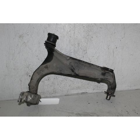 Braço oscilante superior direito de suspensão traseira 8624919 VOLVO