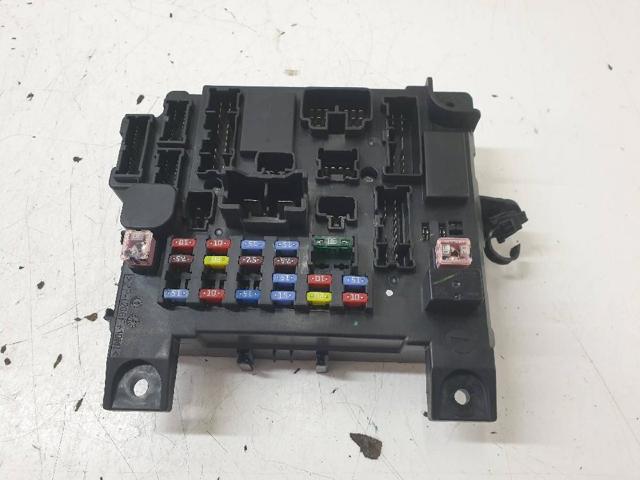 Unidade de dispositivos de segurança 8637A644 PEUGEOT