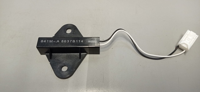8637B114 Mitsubishi