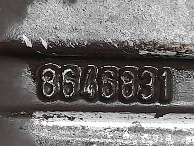 8646831 Volvo