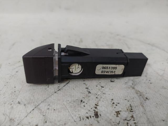 8651399 Volvo