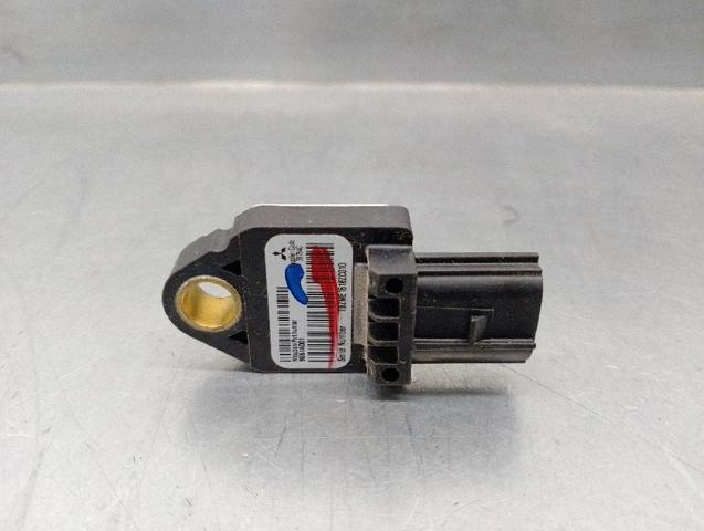 8651A001 Mitsubishi