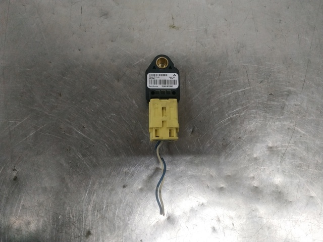 8651A001 Mitsubishi