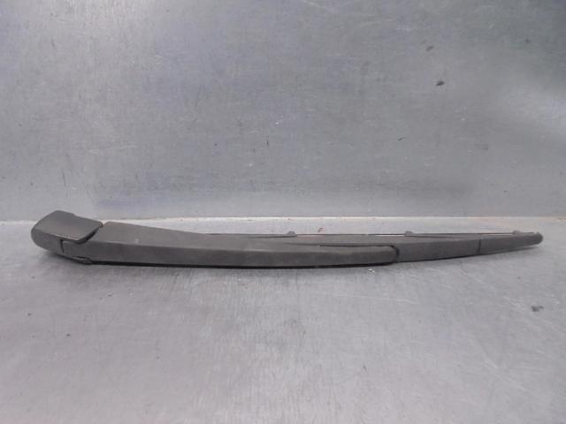 86532KG100 Subaru