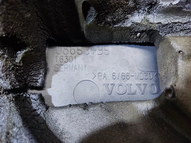  Volvo XC90  ()