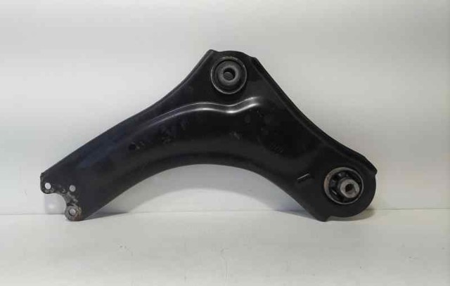 Braço oscilante inferior direito de suspensão dianteira 8660005370 RENAULT