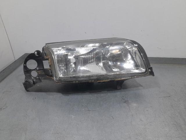 Luz direita 8662856 VOLVO