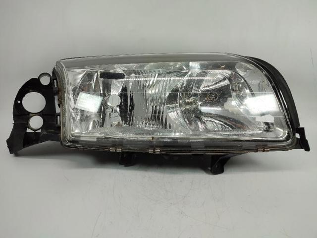 Luz direita 8662856 VOLVO