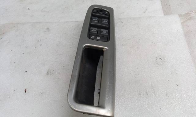 8663817 Volvo