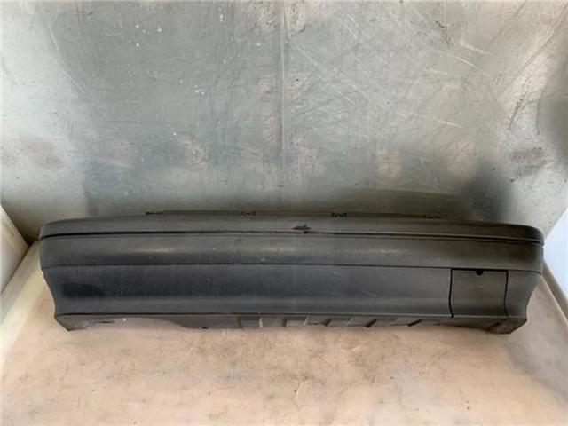 Pára-choque traseiro Volkswagen Polo II 86C ao melhor preço