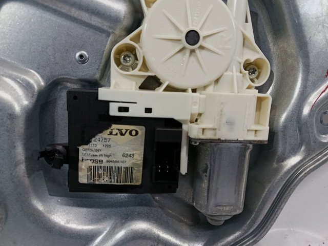 8679083 Volvo