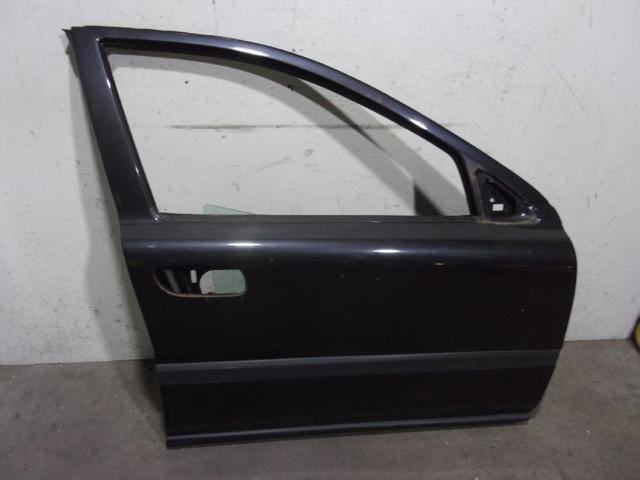 Porta dianteira direita 8679659 VOLVO