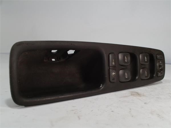 8682836 Volvo