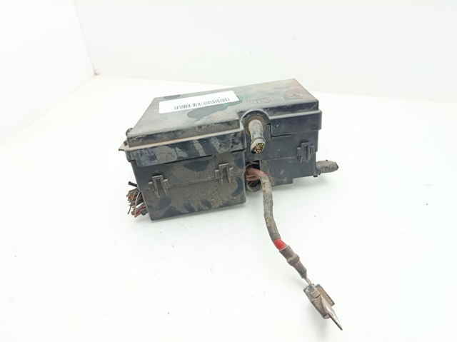 Unidade de dispositivos de segurança para Volvo V50 MW