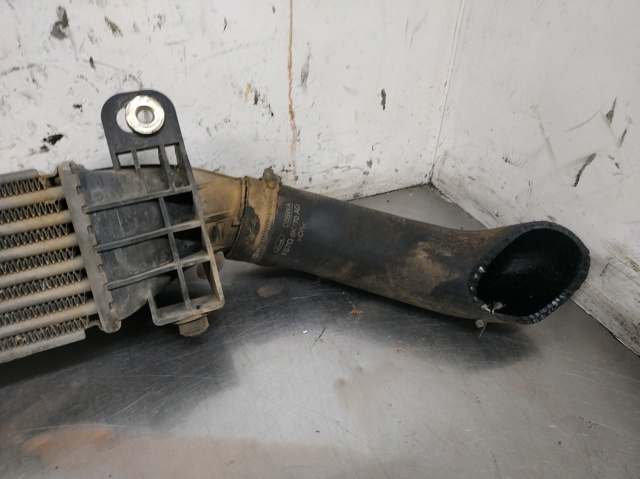 868963A Ford