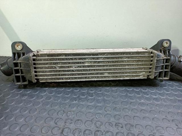 868963A Ford