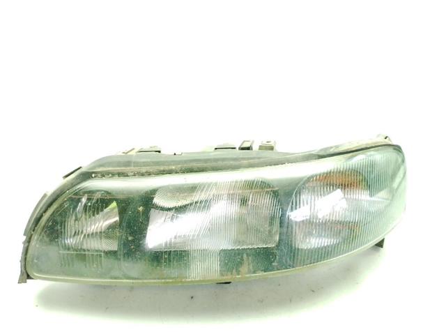 Luz esquerda 8693587 VOLVO