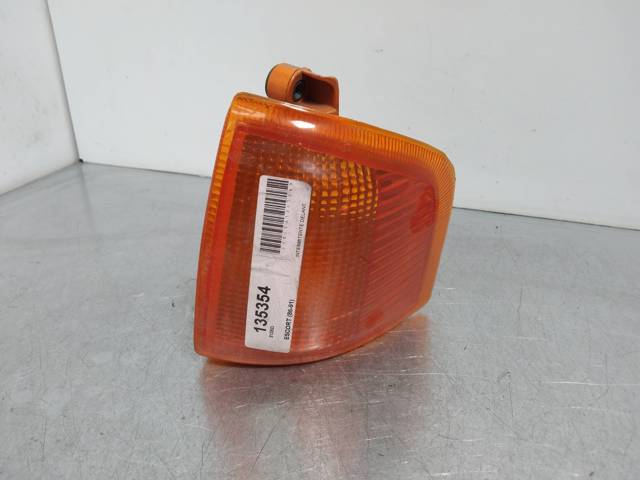 Pisca-pisca esquerdo 86AG13369AA FORD