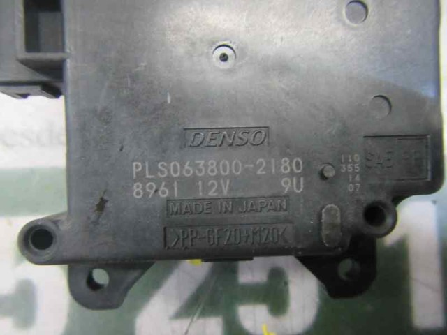 8710647160 Toyota