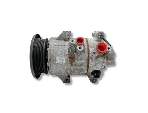 Compressor de aparelho de ar condicionado 8831005100 TOYOTA