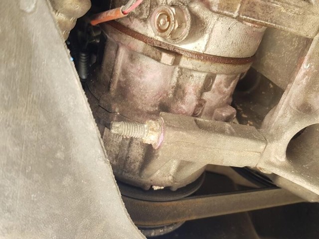 Compressor de aparelho de ar condicionado 883101A800 TOYOTA