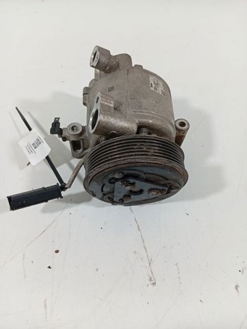 Compressor de aparelho de ar condicionado 88310YV010D TOYOTA