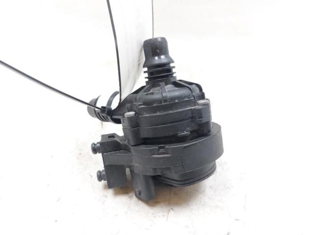 Bomba de água (bomba) de esfriamento, adicional elétrica 8840613 BMW