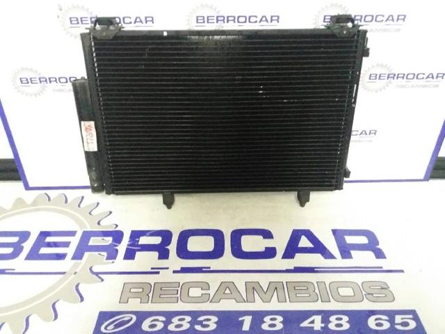  para Toyota Yaris  (P10)