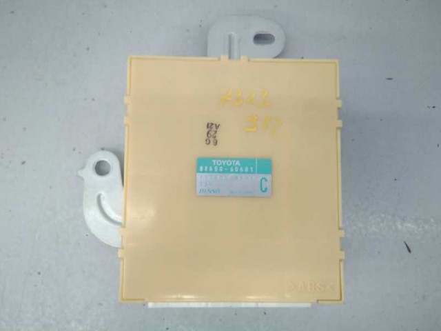 8865060681 Toyota
