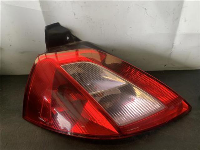 Lanterna traseira esquerda 89026005 RENAULT