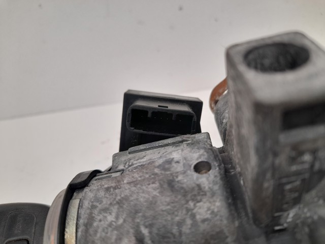Trinco de fecho de ignição 8907305071 TOYOTA