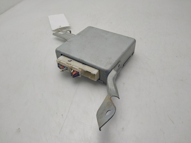 8929360032 Toyota